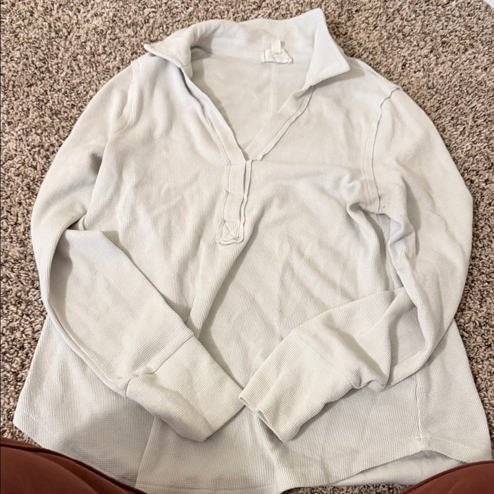 Women’s Cream Waffle Knit Pullover Sweater